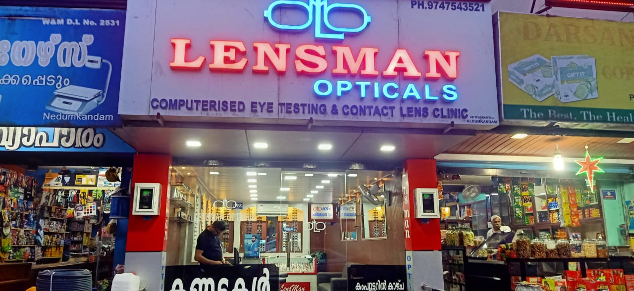 LENSMAN OPTICALS