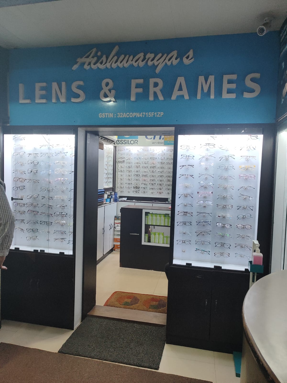 AISHWARYA"S LENS&FRAMES